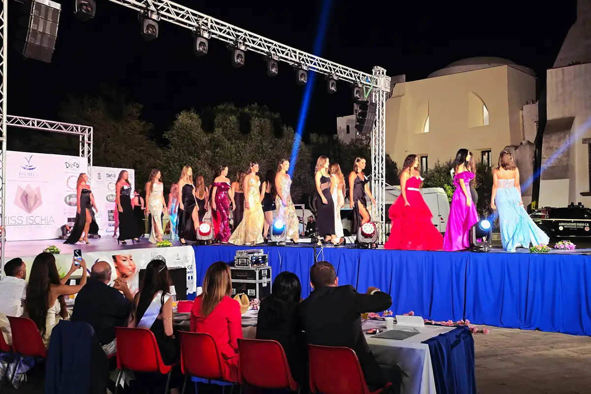 Passerella miss ischia 2025